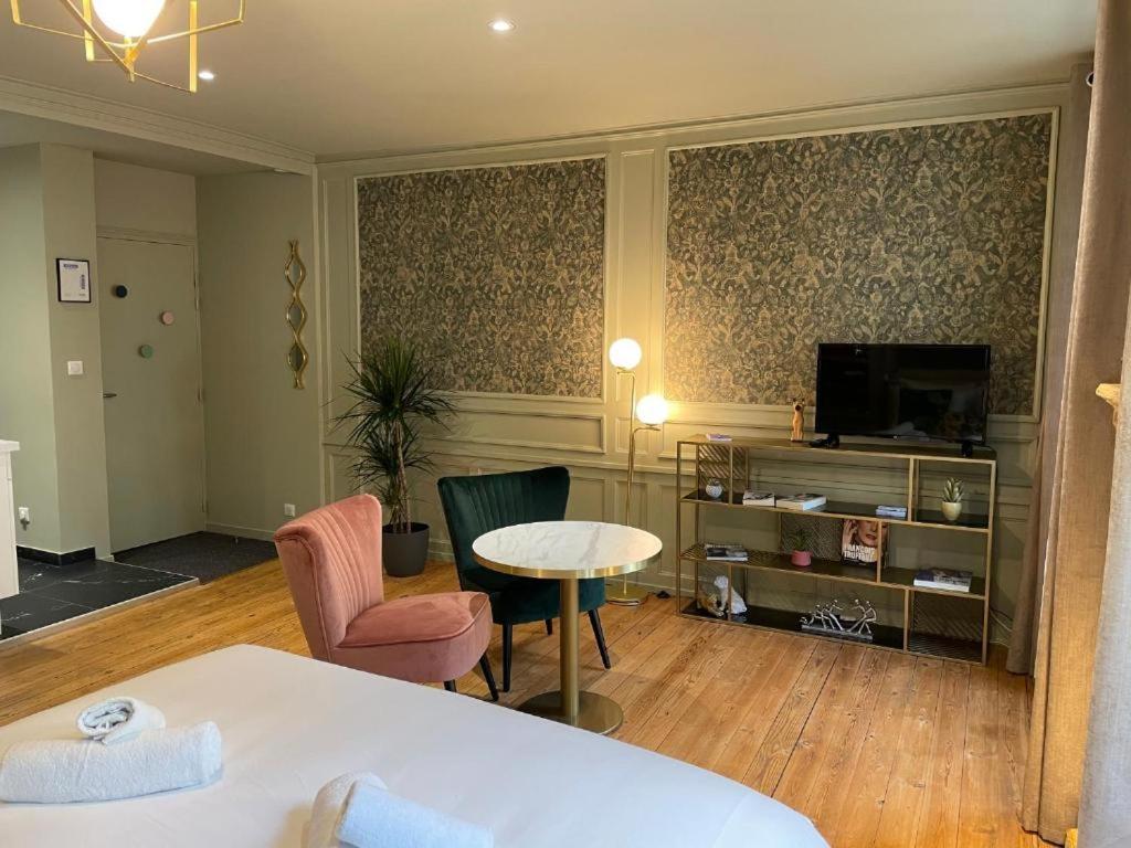 Viviane Apartment วานส์ ภายนอก รูปภาพ